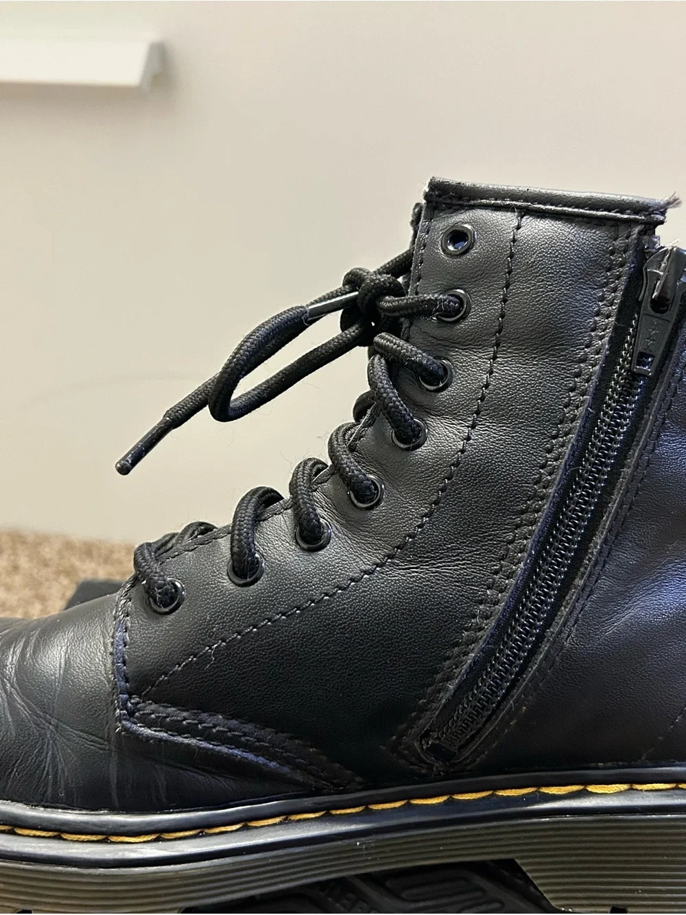 Dr. Martens Kids Black Leather Lace-Up Boots